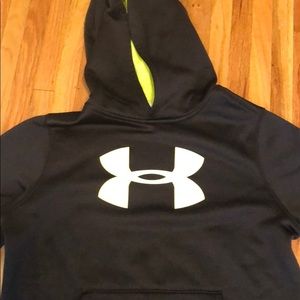 Under Armour sweatshirt